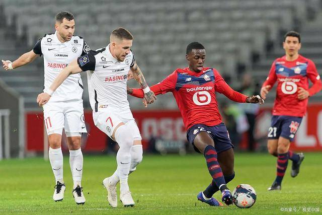 小卡28分快船20分逆转胜火箭 灰熊逆转胜76人